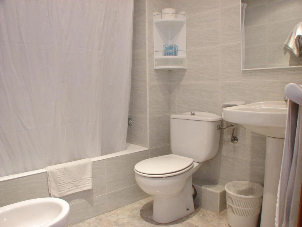 Hostal Sa Prensa Сьюдадела Номер фото